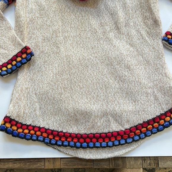 Peruvian Alpaca Embroidered Hoodie Sweater - Picture 7 of 7